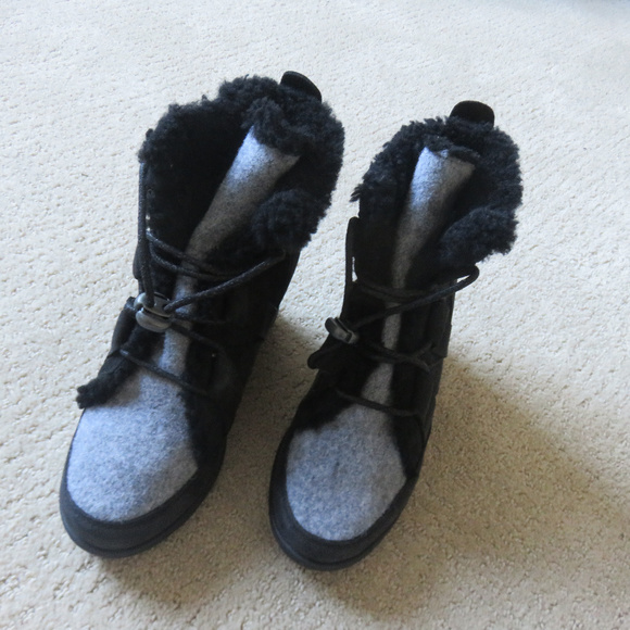 New Sorel Wedge Boots 2 tone Black Shearling 7 38 - Picture 2 of 8